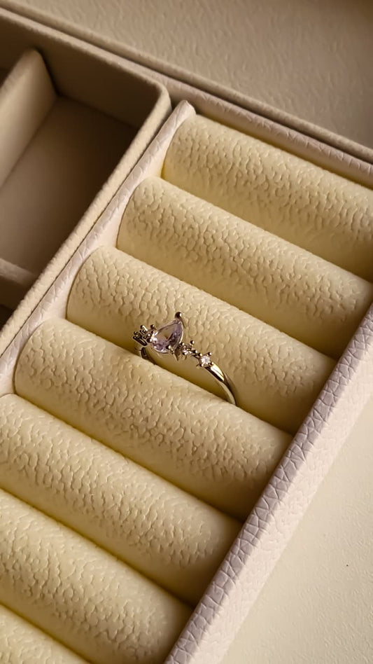 Pear-Cut Accent Ring