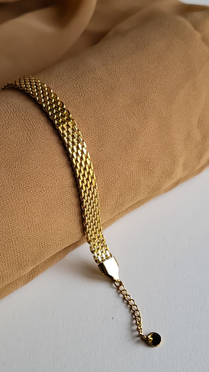 Golden Ribbon Bracelet