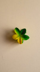 Lush Canopy Hair Clip