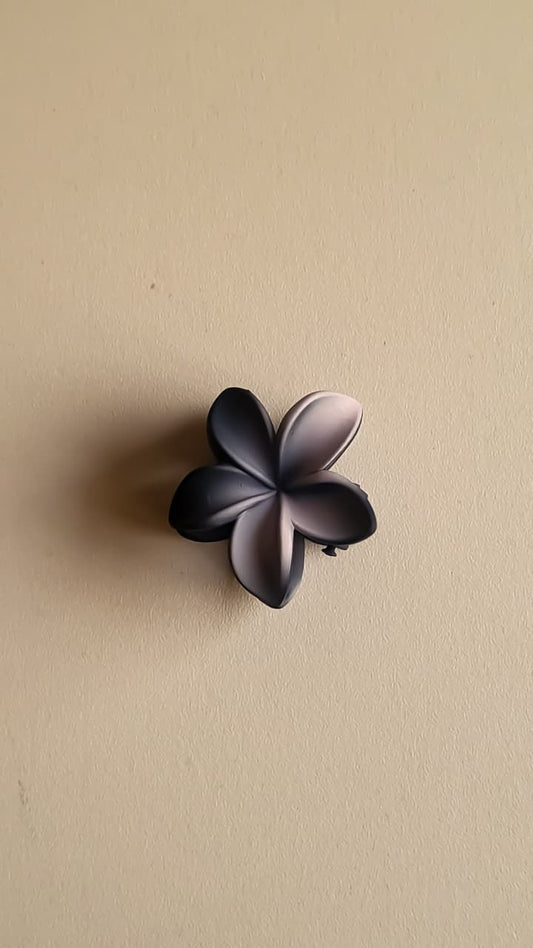 Shadow Bloom Hair Clip